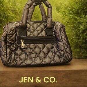 HP🎉NWT JEN AND CO VEGAN Meghan Quilted Handbag! Fun‎ & Fabulous! Crossbody Bag!